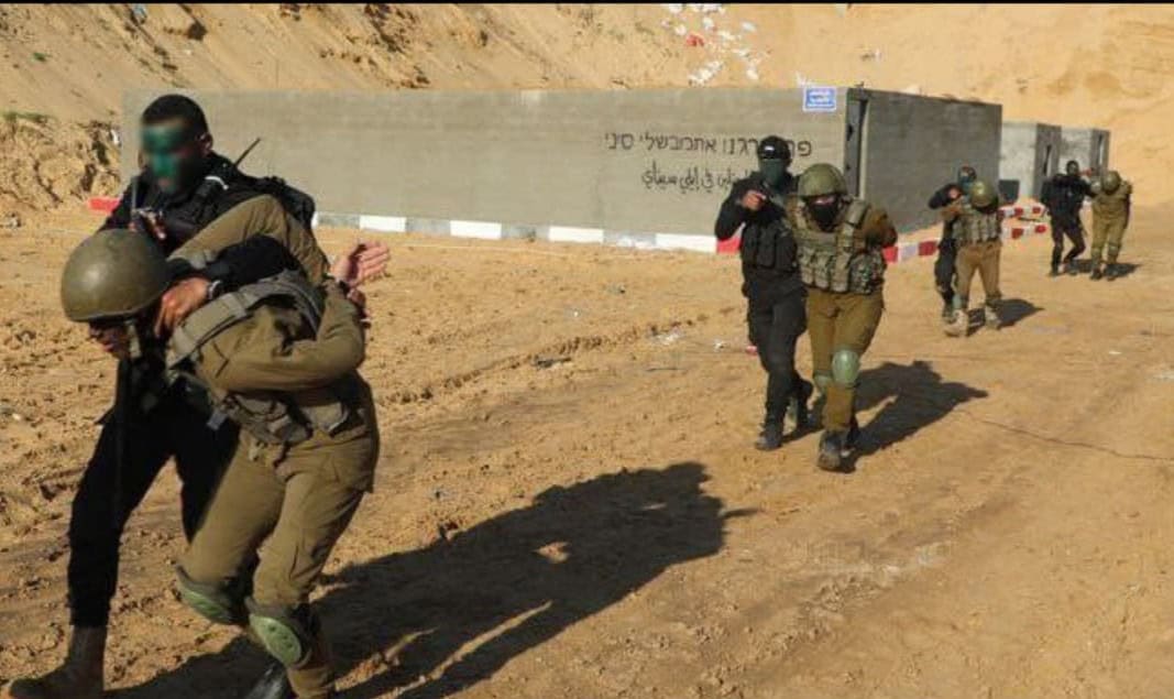 Palestinian Resistance fighters capturing IOF terrorists.